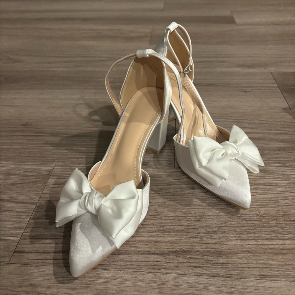 Elegant White Bow Heels